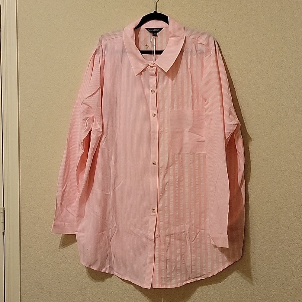 DAVI & DANI Light Pink Button-Down Shirt